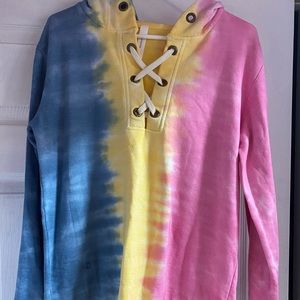 Size Large Tie Dye sweatshirt